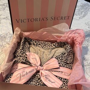 Victoria's Secret Leopard Print Pajama Set with Pink Accents